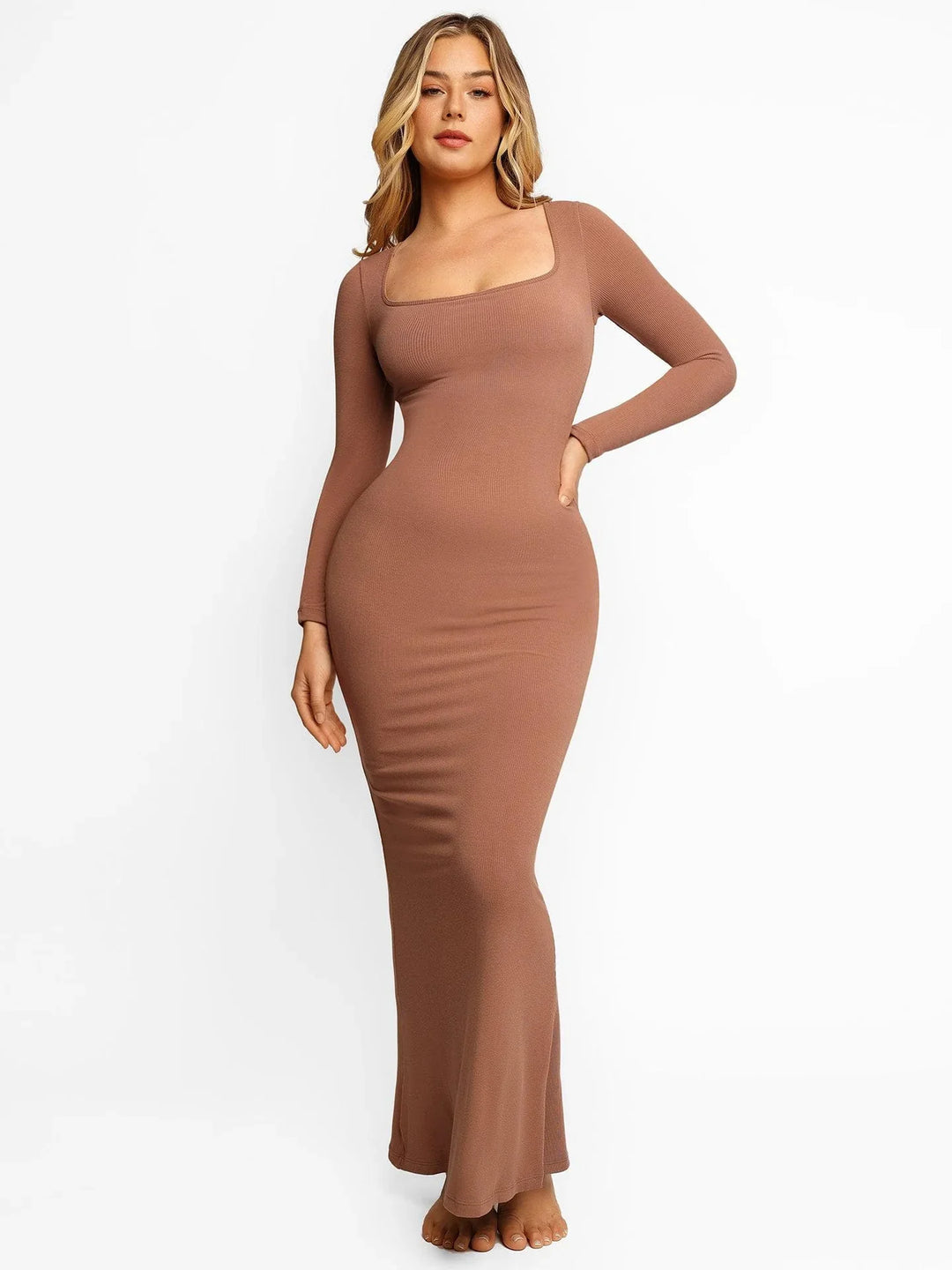 Robe Gainante Maxi à Manches Longues